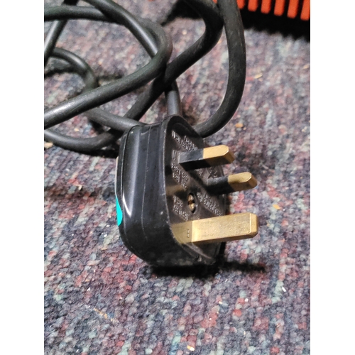 62 - An Absaar battery charger 12/24 volt - 30 AMP with 250 ampere starter boost . Untested, believed wor... 