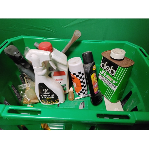 77 - A collection of items from a garage clearance. To include anti freeze, de-icer, wash & wax, etc...