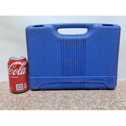 91 - A 15 piece CR-Mo Chisel & Punch set housed in a plastic box.