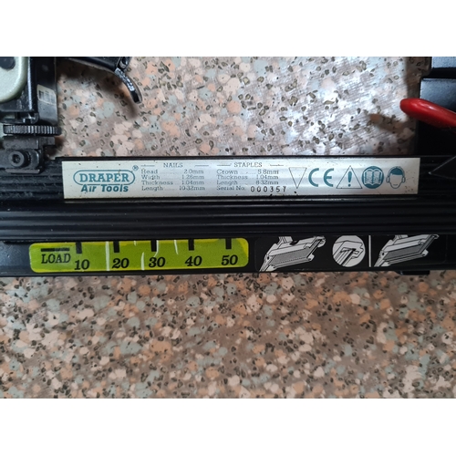 94 - A Draper Combination Nailer /Stapler Air Tool Kit in a plastic box with additional staples and heavy... 