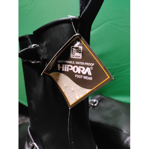 100 - A pair of brand new Diora motorcycle boots. (Size 7)