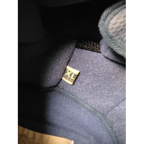 105 - A Box helmets full-face motorcycle helmet & box branded bag. (Size XL)