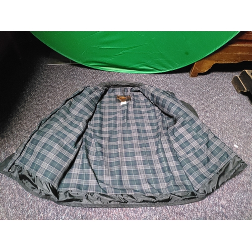 107 - A sunstuff wax jacket.(Size large)