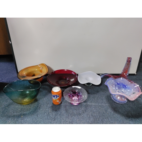 273 - A collection of 7 pieces of coloured glass. To include Murano.