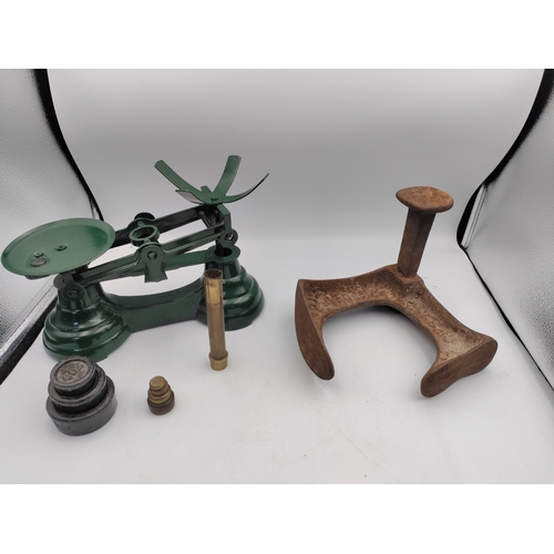 148 - A balance scale & weights & a vintage shoe last inscribed with 