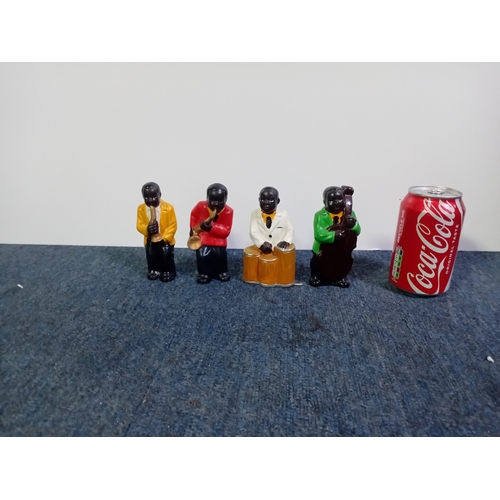 250 - Vintage ceramic jazz band figures.