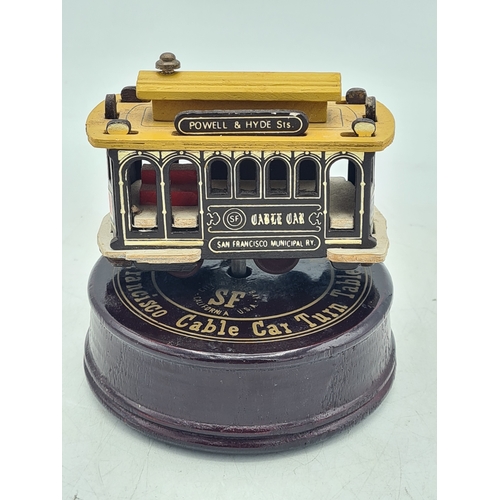 252 - A pair of limited edition ornamental American Carousel Horses by Tobin Fraley, No 9078 & 9024, 1988 ... 