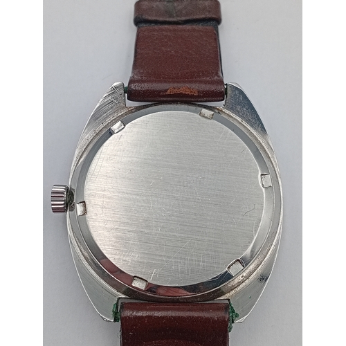 154 - A vintage working tissot seastar wrist watch.