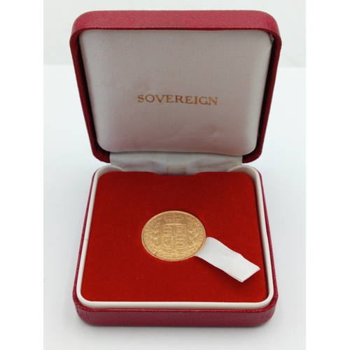 362 - A 1953 Victorian 22 ct gold full sovereign with box, 
