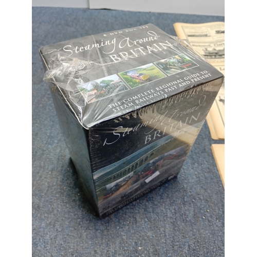 61 - A large collection of vintage locomotive/ railway-themed magazines with a new Steaming Around Britai... 