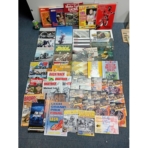 62 - A large collection of thematic literature devoted to motorcycling and speedway , including books , y... 