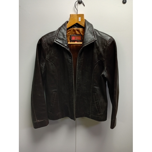 79 - Classic leather jacket with lining and vintage faux fur coat