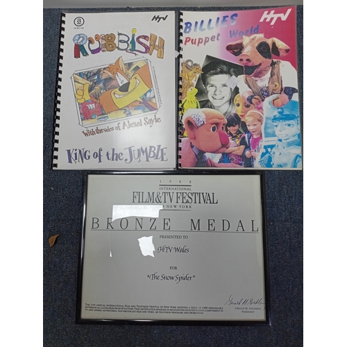 81 - A pair of binders featuring the television programs Rubbish king of the jumble and Billies world of ... 