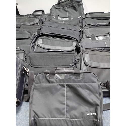 90 - A large job lot of new laptop bags,  various brands ( Lenovo, Dell )