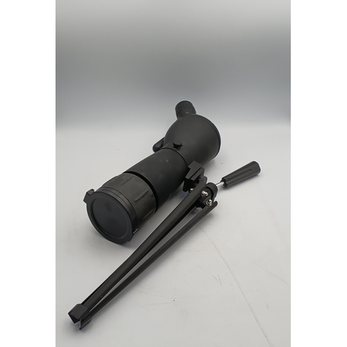 95 - A Maginon 20-60x60 Spotting Scope, used for bird watching and nature observation. Telescope Height 1... 