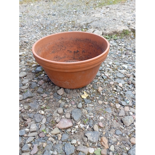117 - A trio of 3 plant pots. (Height 30 cm x Diameter 28 cm), (Height 17 cm x Diameter 19 cm) & (Height 1... 