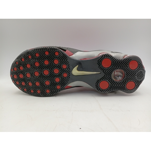 29 - A pair of 2001 Nike Shox VC R4 trainers in the 
