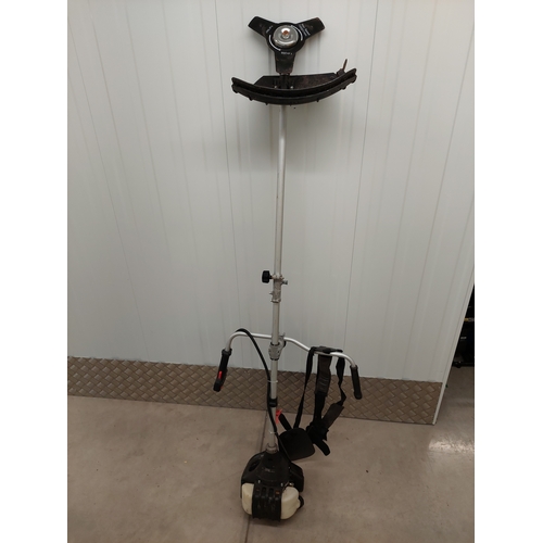47 - Qualcast 42cm 42.7cc petrol brush cutter. RG415. Untested.