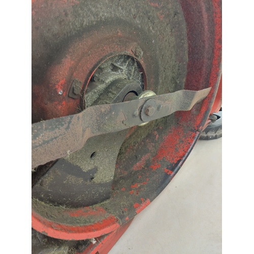 56 - A cobra lawn mower with briggs & Stratton 500e series 140cc petrol engine. Good overall condition.