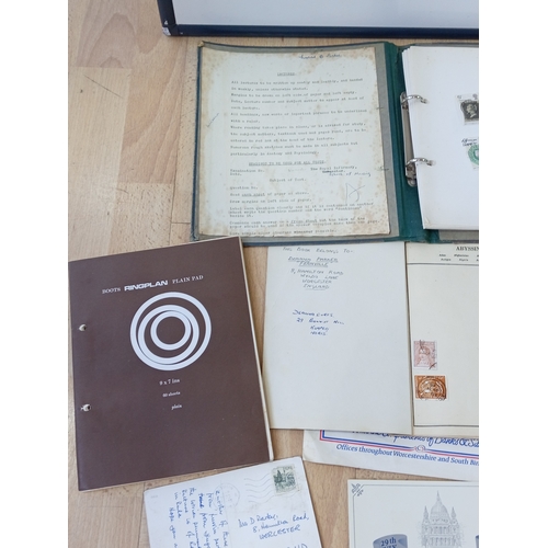 204 - A large collection of various vintage stamps, both in albums and loose - albums contain stamps from ... 