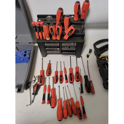 69 - A large collection of screwdrivers and Allen keys.