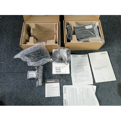 84 - A collection of HP ultra slim docks and a pair of Lenovo USB port replicators with digital video, al... 
