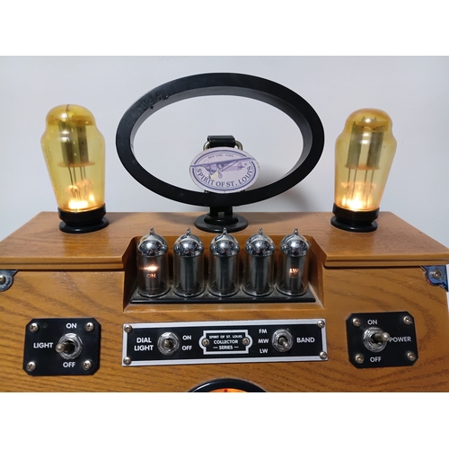 215 - A Spirit Of St Louis SOSL Wireless Valve AM/FM Cassette Radio pat tested and working, and a  a decor... 
