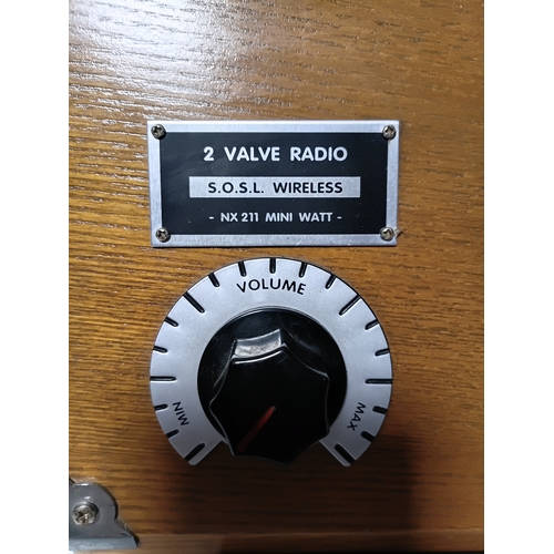 215 - A Spirit Of St Louis SOSL Wireless Valve AM/FM Cassette Radio pat tested and working, and a  a decor... 