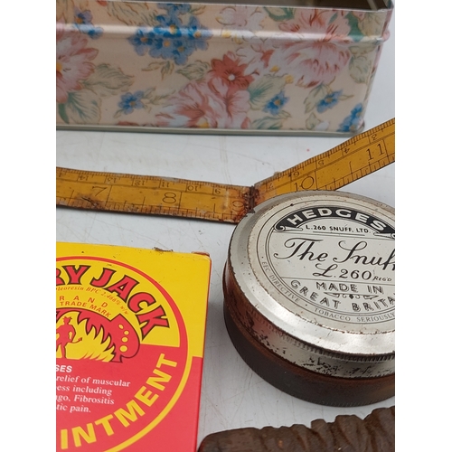 216 - A collection of vintage items, mostly snuff related. To include enamelled snuff tin, vesta case, Fry... 