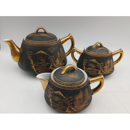 286 - A vintage hand painted 22k gold japanese tea set. To inlcude, teapot, sugar bowl, milk jug, six cups... 