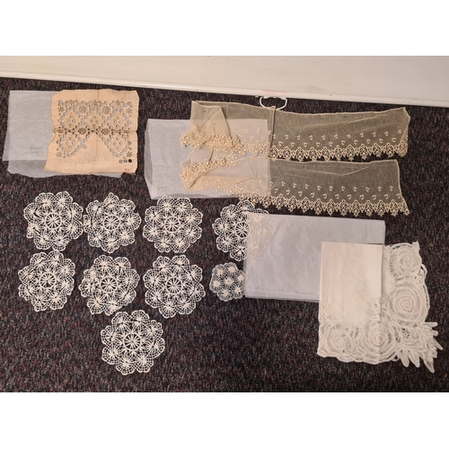 236 - A collection of fine vintage lace and embroidery to include fine detailed bobbin work and 19th Centu... 