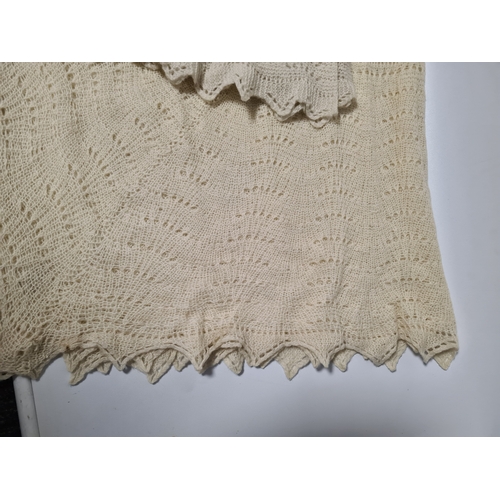 240 - A collection of 5 mid 20th century Babies Wool Blankets to include 2 Scottish Gossamer Creams blanke... 