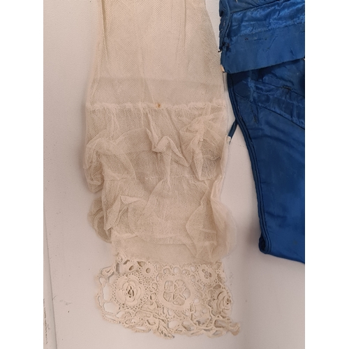 295 - A collection 6 Victorian ladies clothing items to include a ruffed collar; a black lamb fur collar; ... 