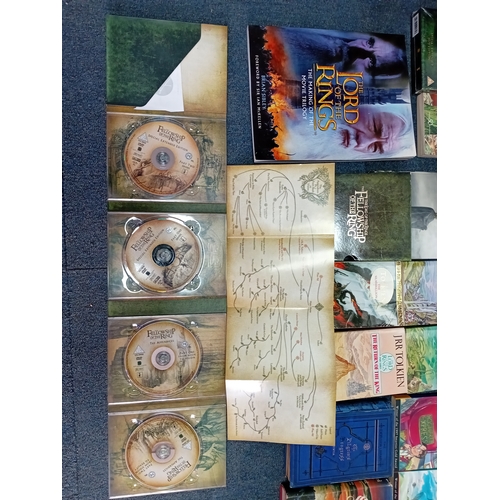 157 - A great collection of books in the fantasy and classic literature genre : 