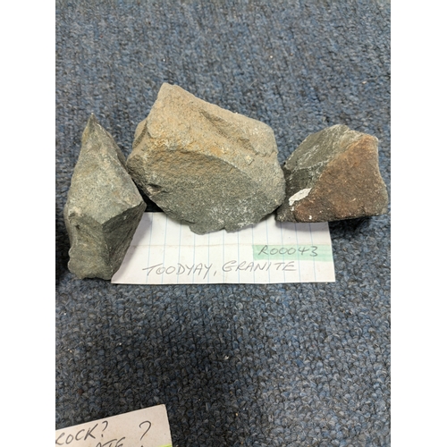 264 - A collection of stones. To include quartz rock, toodyay granite, flint and more. The largest stone m... 
