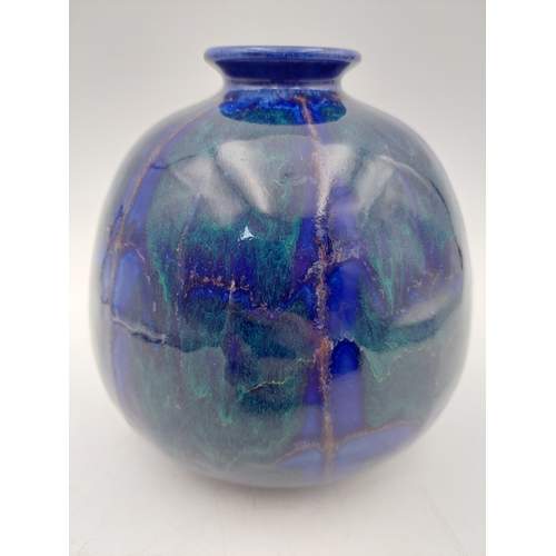 Lot 275       