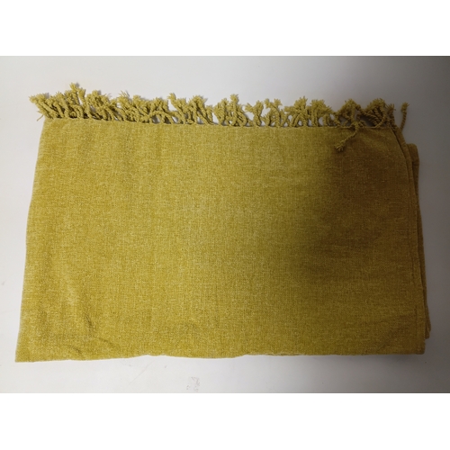 292 - A collection of 6 vintage blankets, all with different colours and patterns.