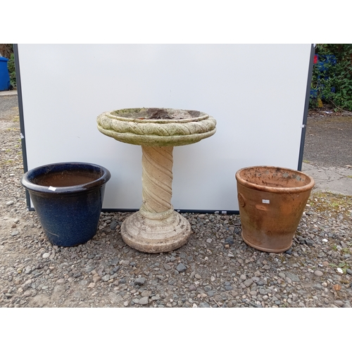 185 - A trio of garden items. To include Bird bath (Height 17 inches x Diameter 39 inches) , terracotta po... 