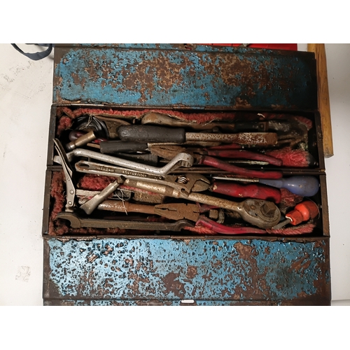 171 - A collection of hand tools. To include, hammers, carpenter scribs, an oil can and more.