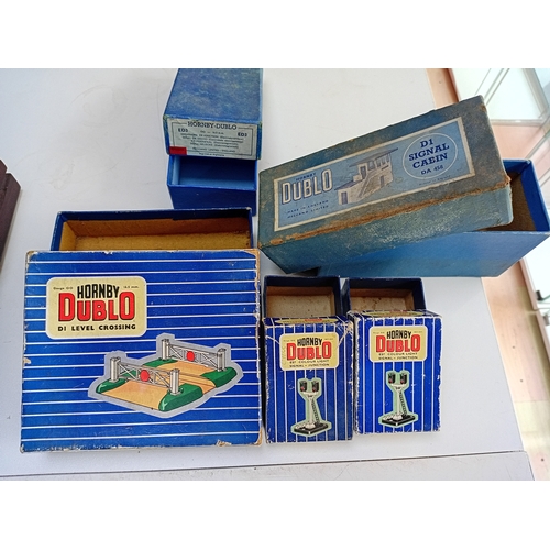 160 - A large collection of vintage diecast toy cars contains Matchbox models ,Corgi, Dinky, and Majorette... 