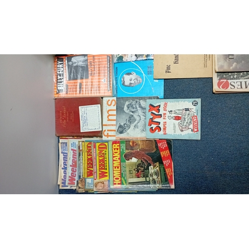 4 - A quantity of 20th century printed ephemera, including Woman’s Own, Everybody’s and Weekend magazine... 