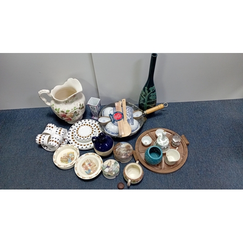 6 - A quantity of assorted ceramics and homewares including a floral transfer jug, polychrome condiment ... 