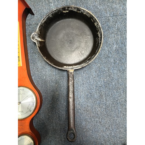 14 - A small group of domestic and smokers’ items comprising an FCC precision barometer/thermometer wall ... 