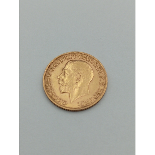 397 - A 1911 22ct gold full sovereign.