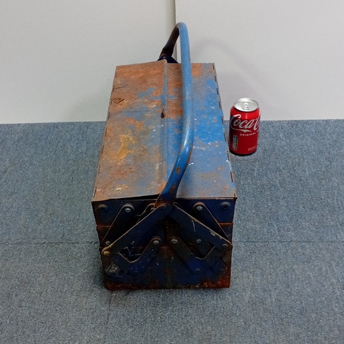 17 - Cantilever metal tool box in blue-painted steel, with swing handles and folding compartment trays, c... 