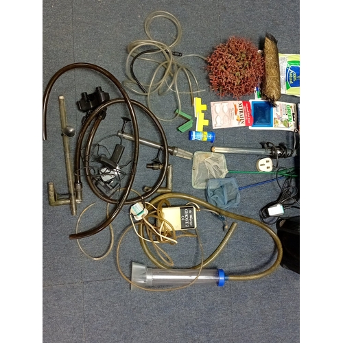29 - A mixed lot of aquarium equipment and consumables including AquaManta EFX 200 external filter, AirTe... 