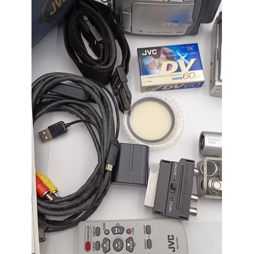 82 - A quantity of consumer digital video cameras, including a JVC MiniDV camcorder (GR-D290/GR-D270), a ... 