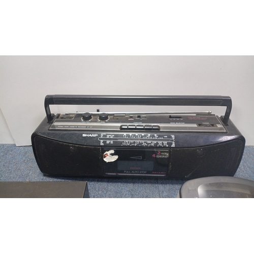 85 - A group of consumer electronics including a Technics stereo synthesizer tuner ST-GT350 pat tested an... 