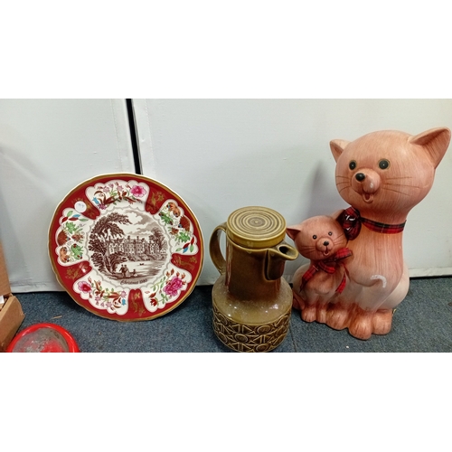 57 - A mixed group of decorative ceramics and collectables including a boxed Hamilton Collection ‘Cabin F... 