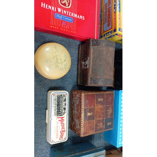 60 - An assortment of vintage tins and small boxes, including King Edward Mild Tobaccos, Henri Wintermans... 
